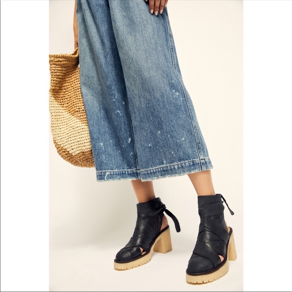 Free People Blake Platform Strappy Sandals